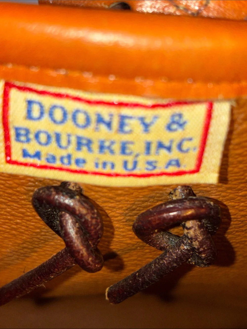 Dooney Bourke Satchel 2-Tone Pebble Leather, Tan/Taupe all weather bag, VTG EUC